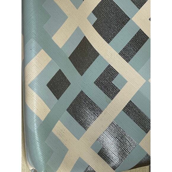 Stella & Dot make up cosmetic travel bag. Full Zip. Metallic Colors. Gold tan - Picture 4 of 9